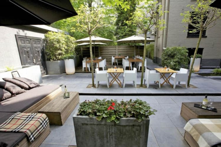 Garden terrace
